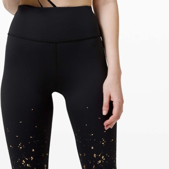 Lululemon NWT Speed Wunder Tight Luna New Year in Black Gold Size 2 - Picture 13 of 16